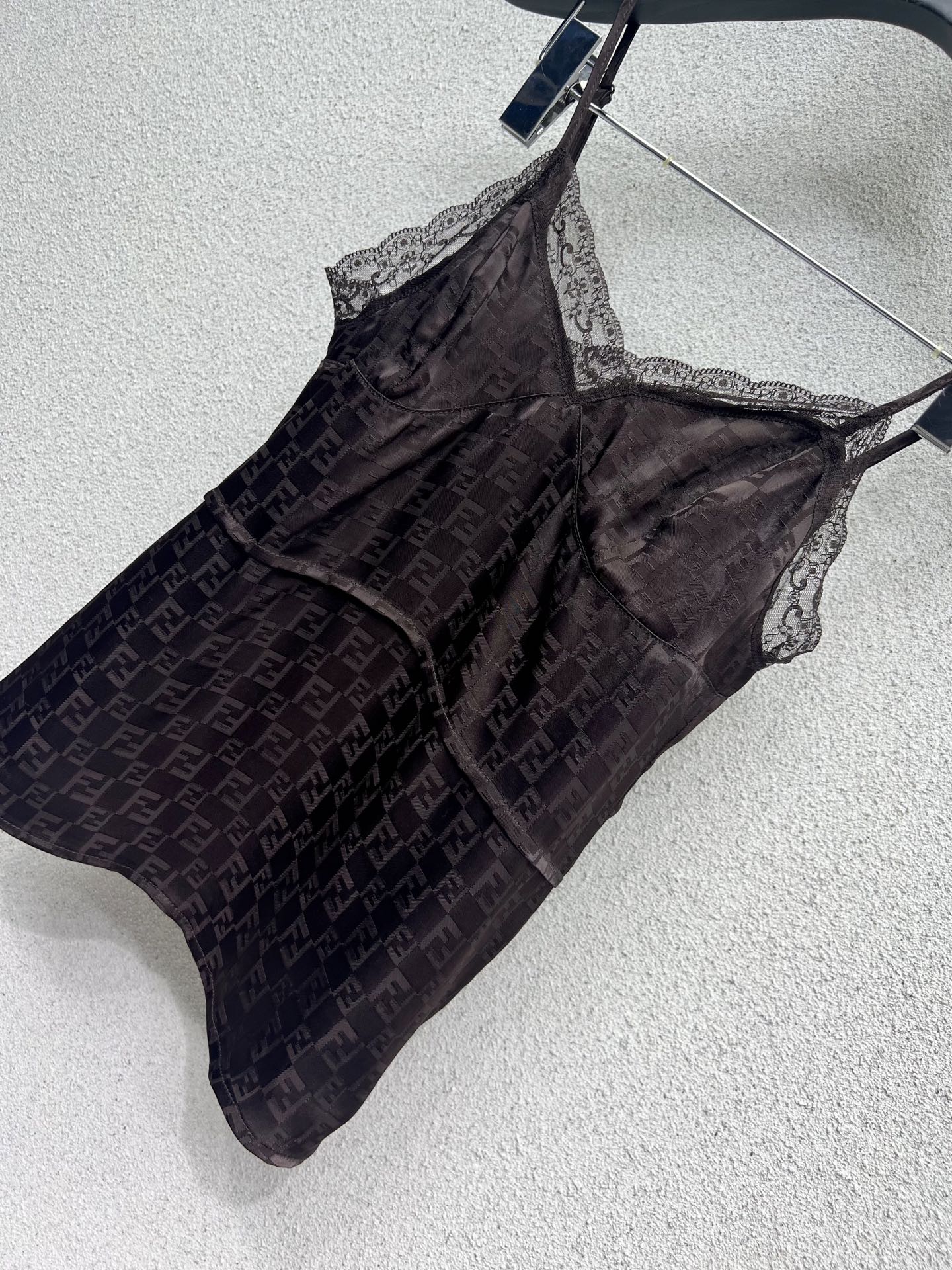 Fend 25FW  silk  Camisole