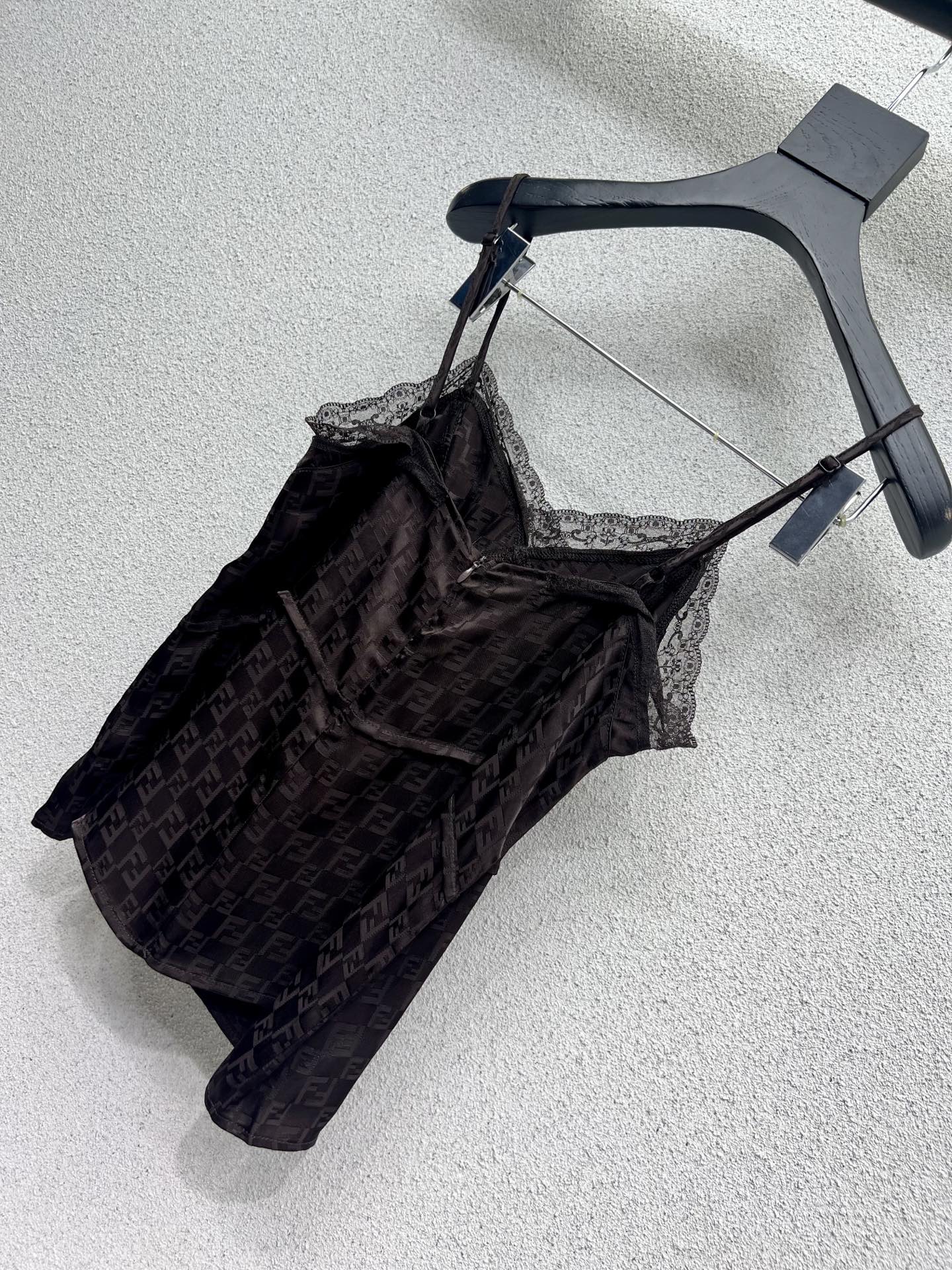 Fend 25FW  silk  Camisole