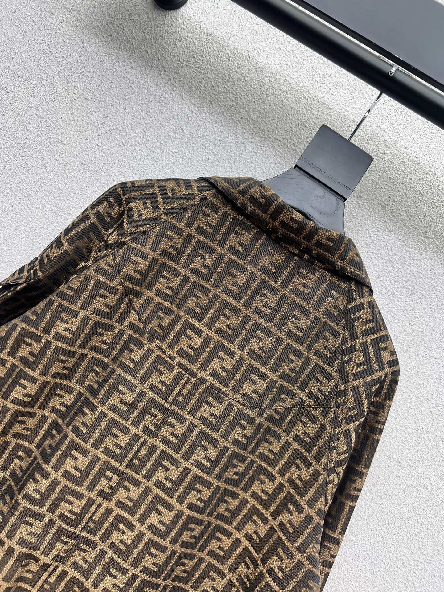 Fend 25fw cargo jacket