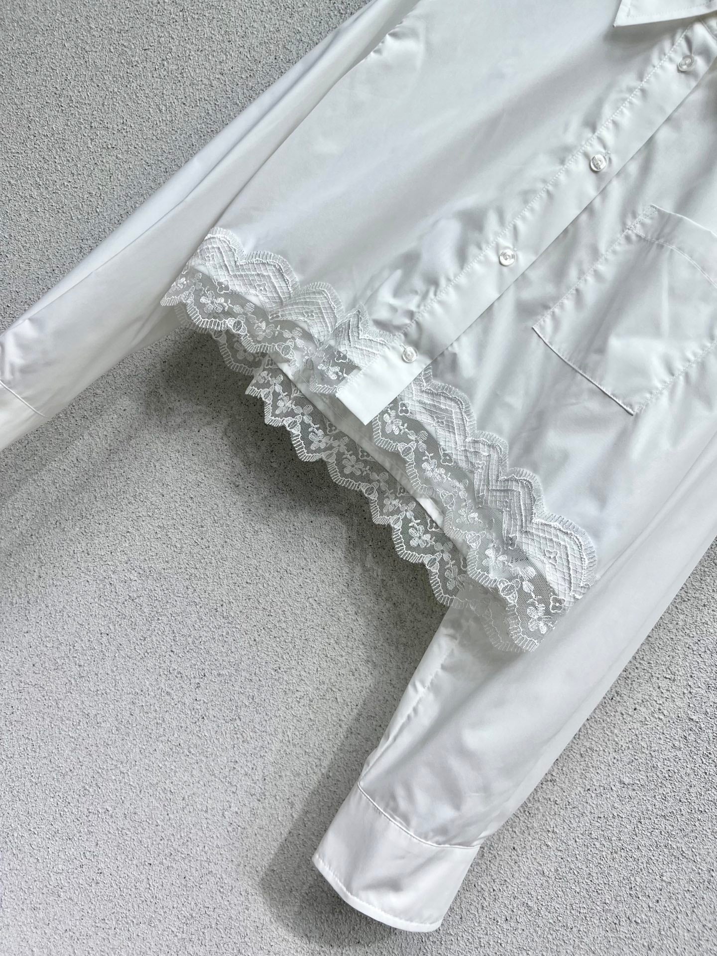 louis 25fw lace suit