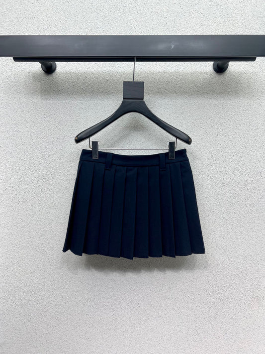 miu 25fw pleated skirts