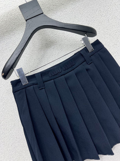 miu 25fw pleated skirts