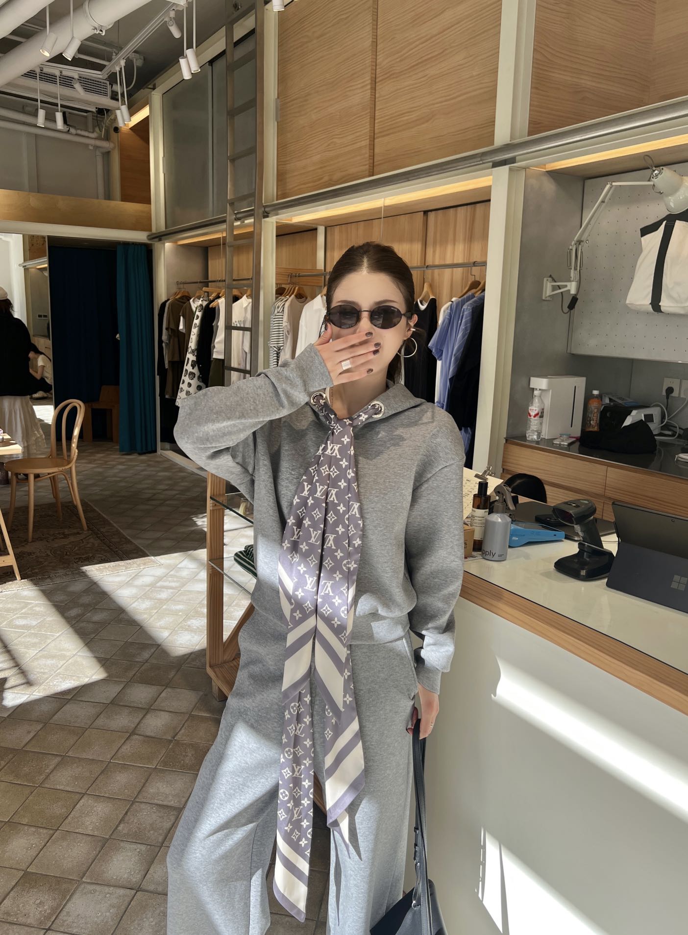 Louis 25fw  scarf tracksuit