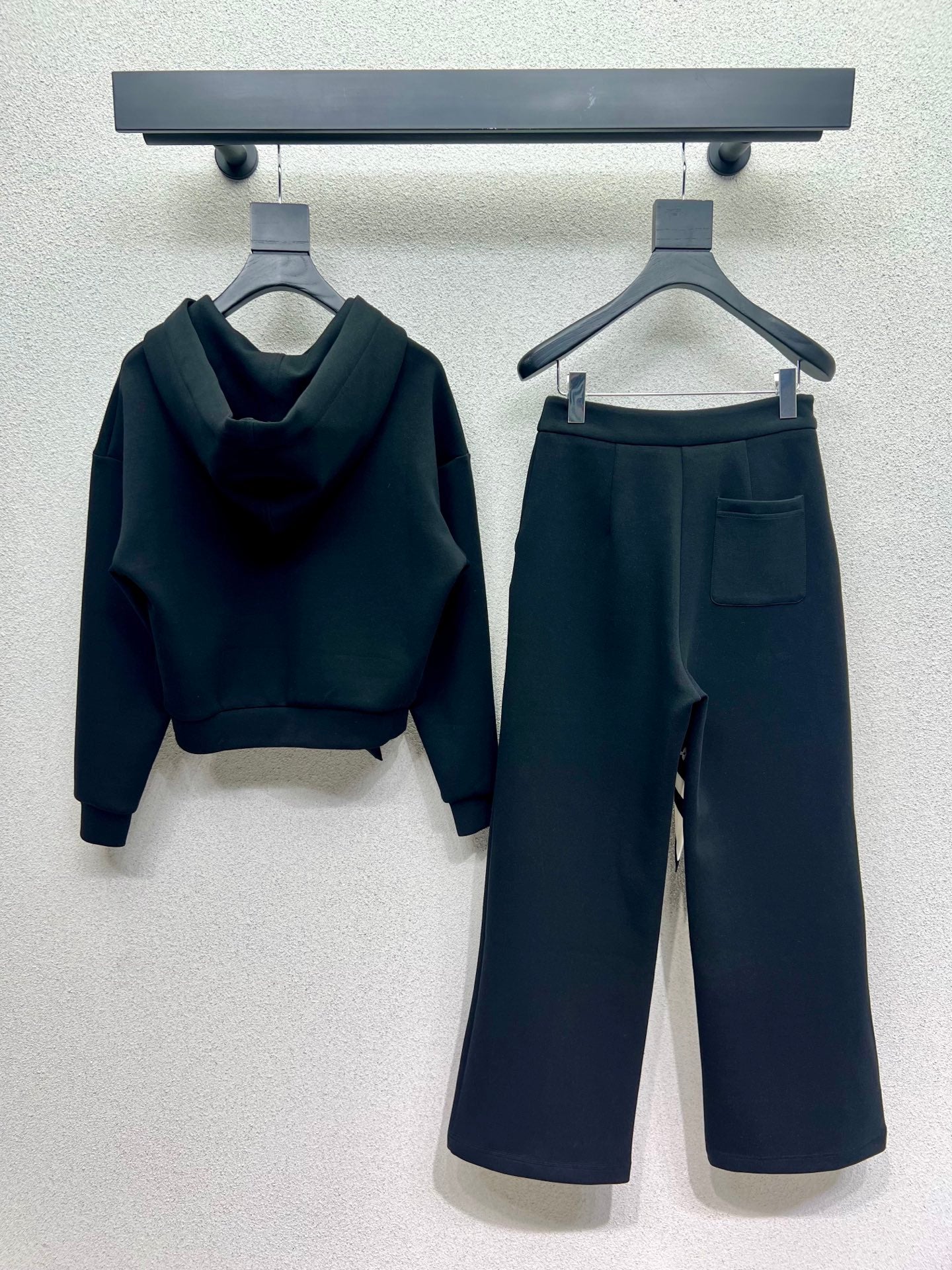 Louis 25fw  scarf tracksuit