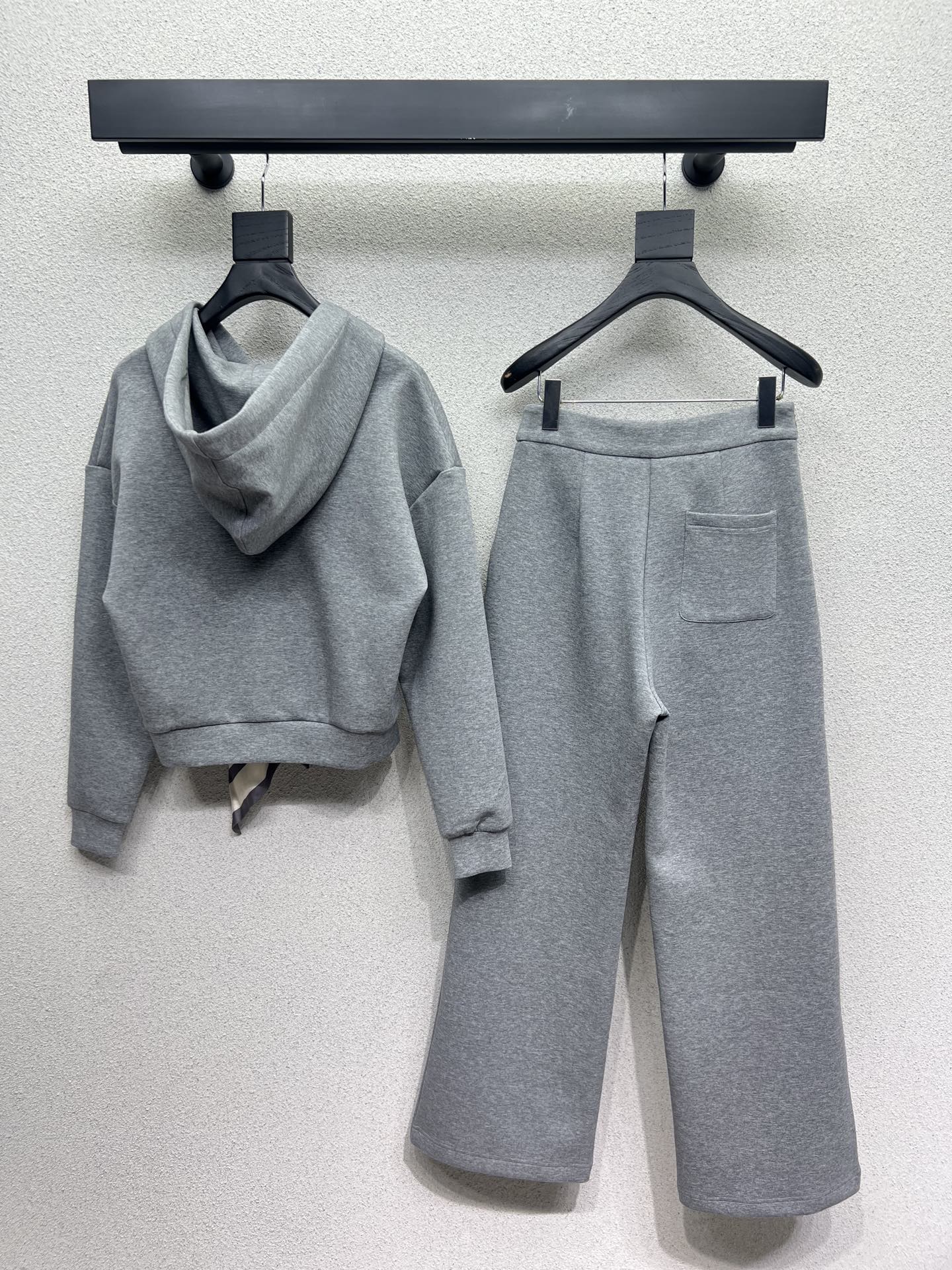 Louis 25fw  scarf tracksuit