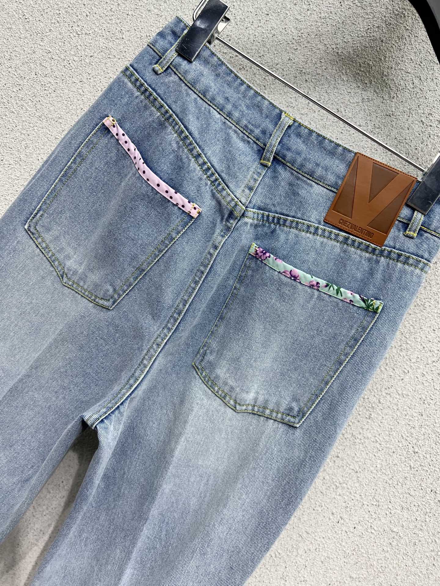 Val 25fw beaded jeans