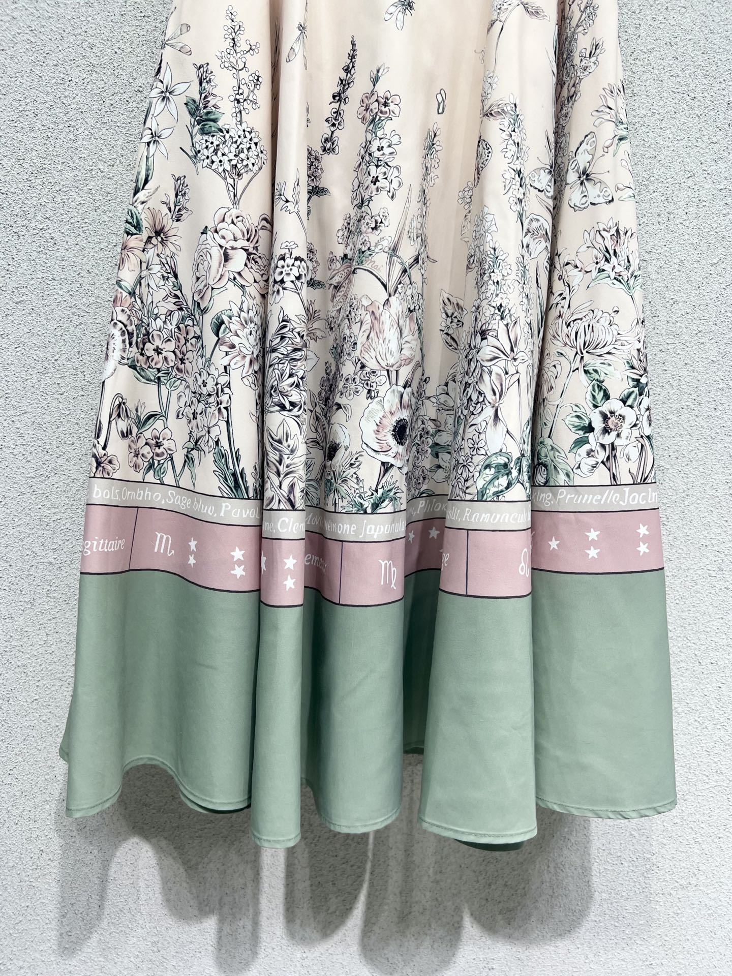 Dio 25fw printed skirt
