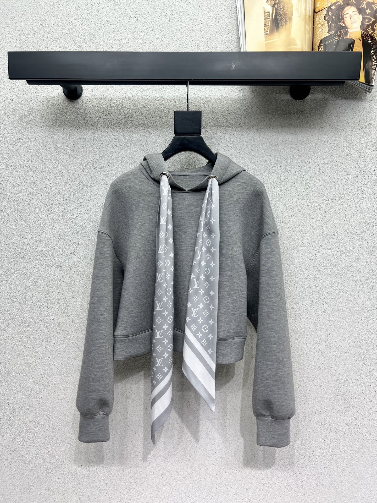 Louis 25fw scarf hoodie