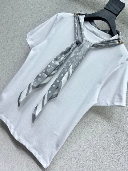 Louis 25fw scarf t-shirt