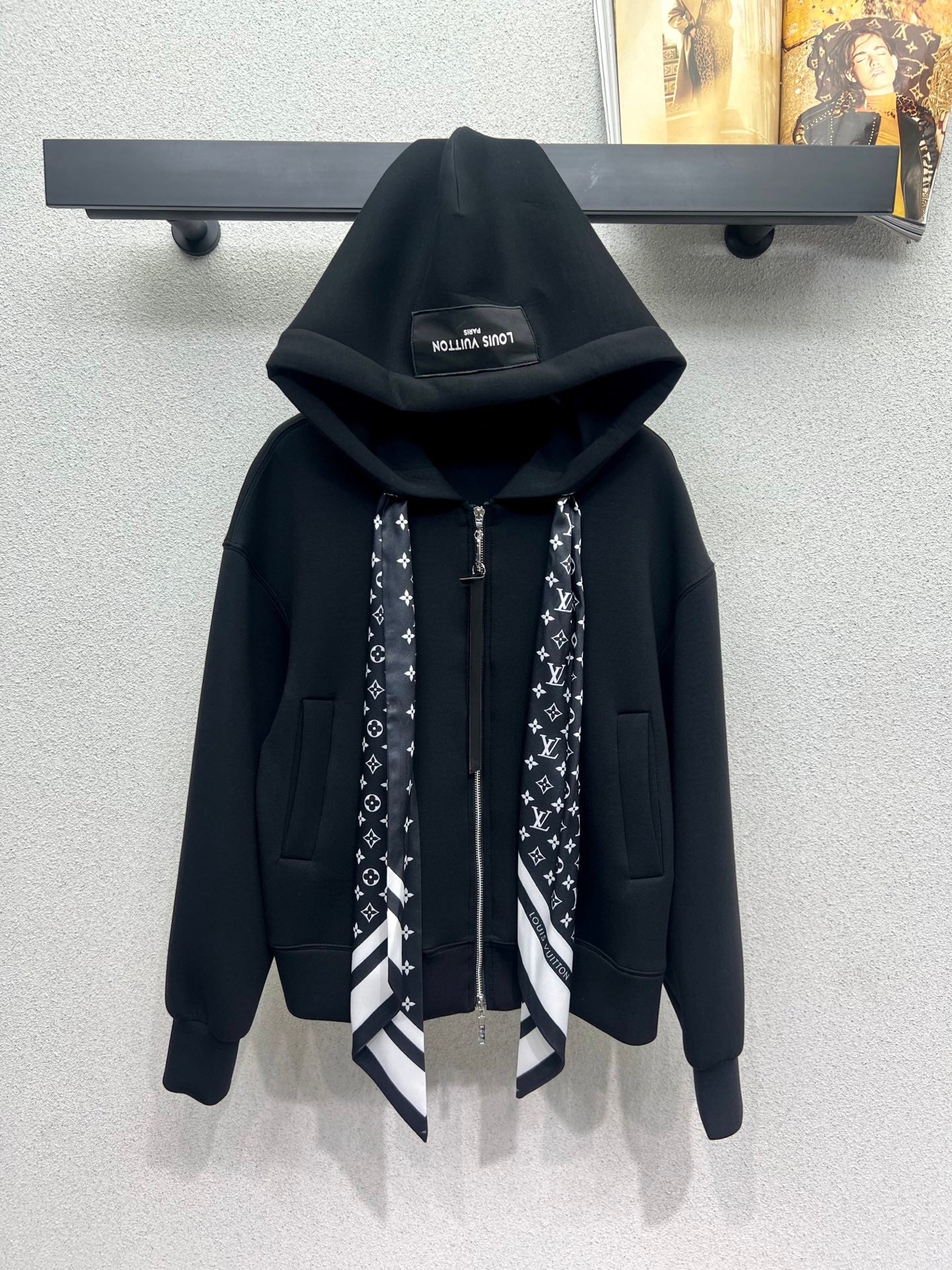 Louis 25fw scarf hoodie