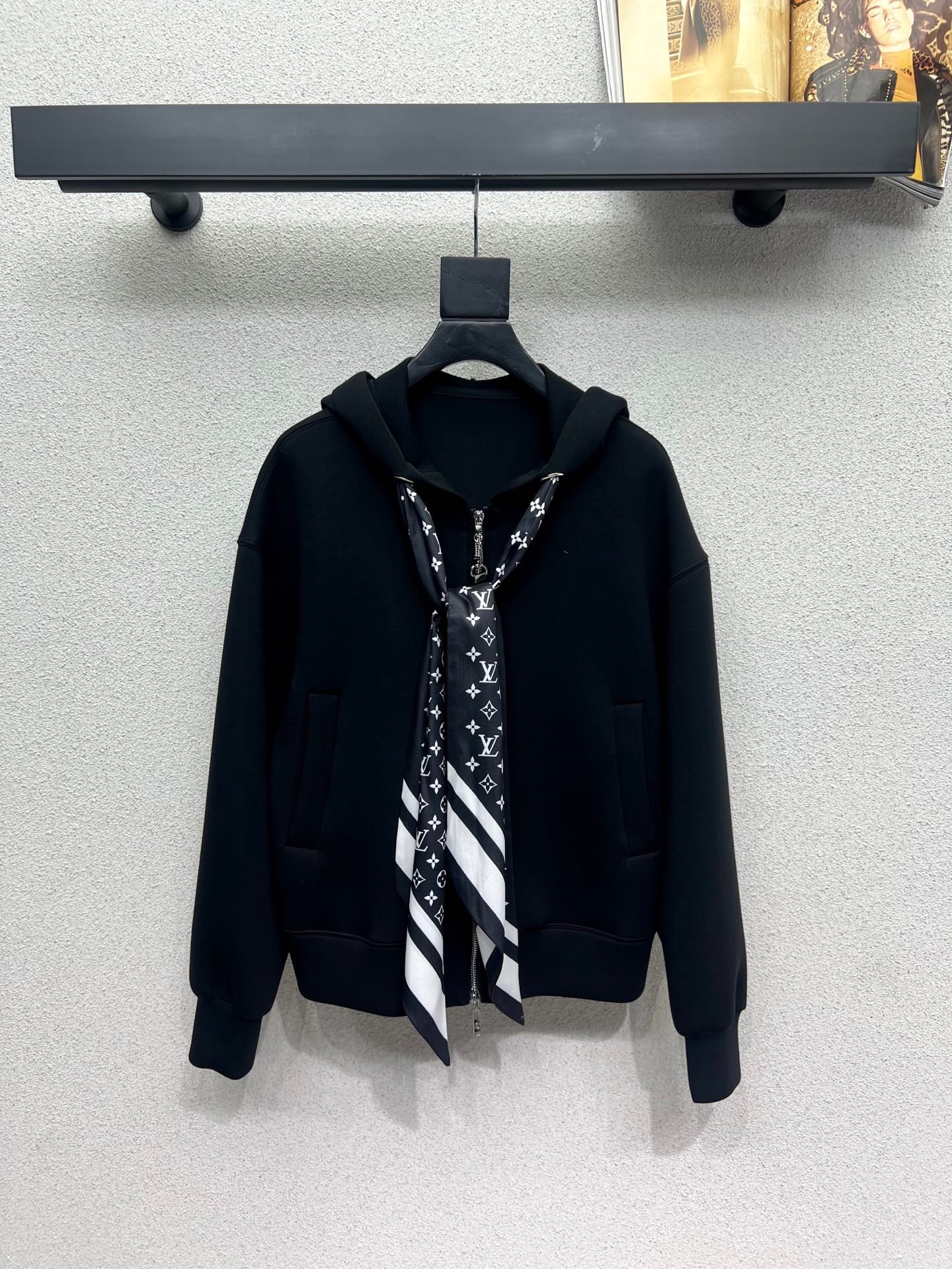 Louis 25fw scarf hoodie
