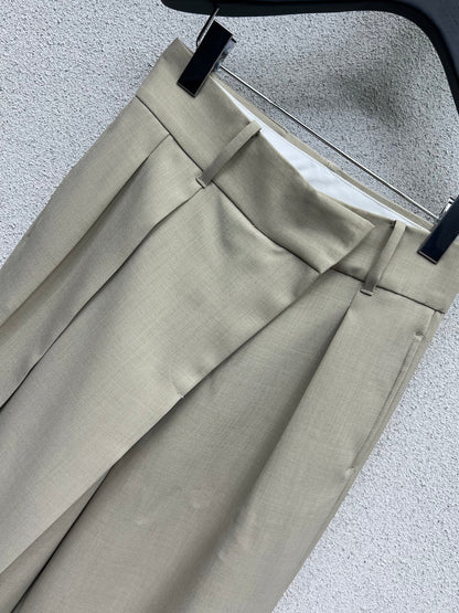 Loe 25fw pleated pants