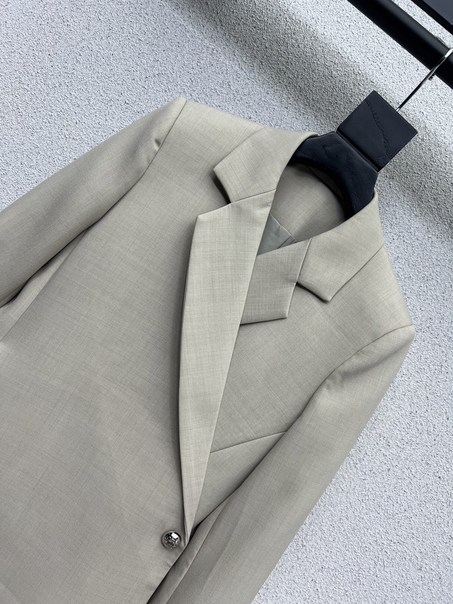 Loe 25fw blazer