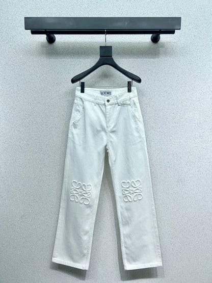 Loe 25fw embroidered jeans