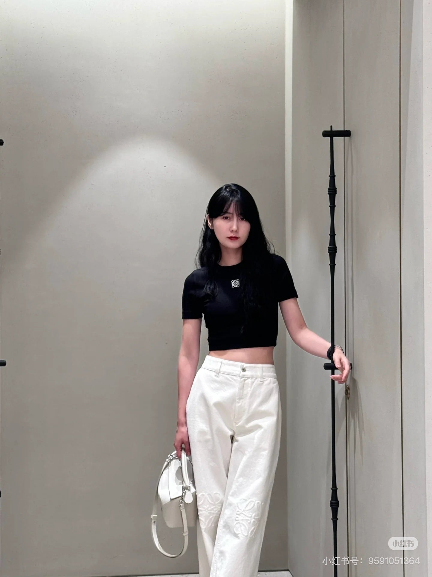 Loe 25fw embroidered jeans