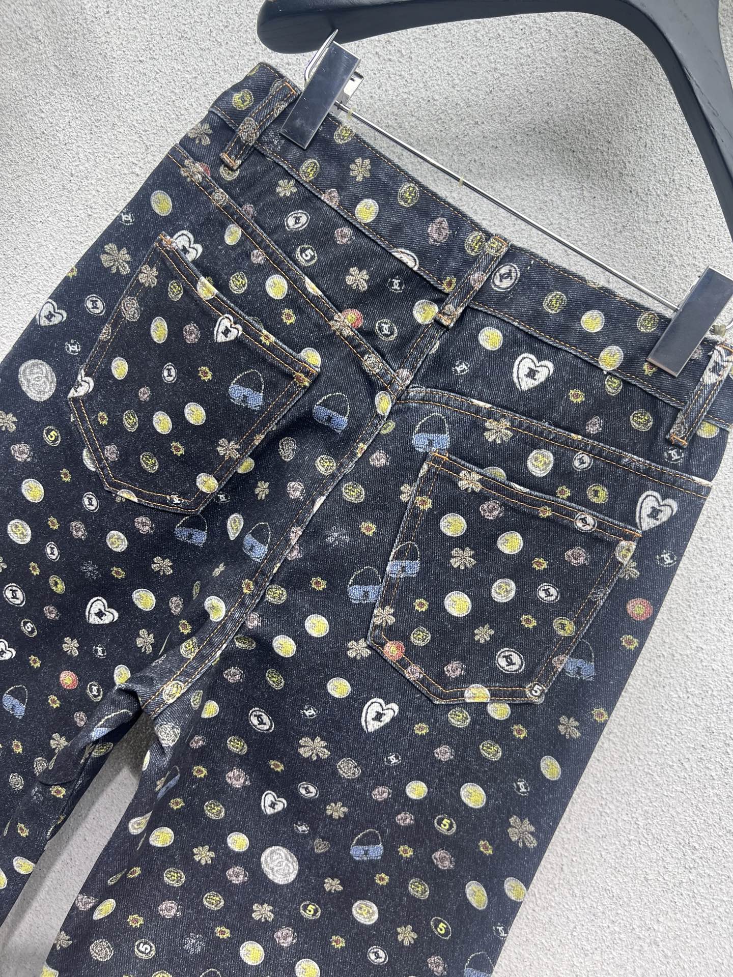 Chan 25fw printed jeans