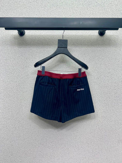 Miu 25fw embroidered short