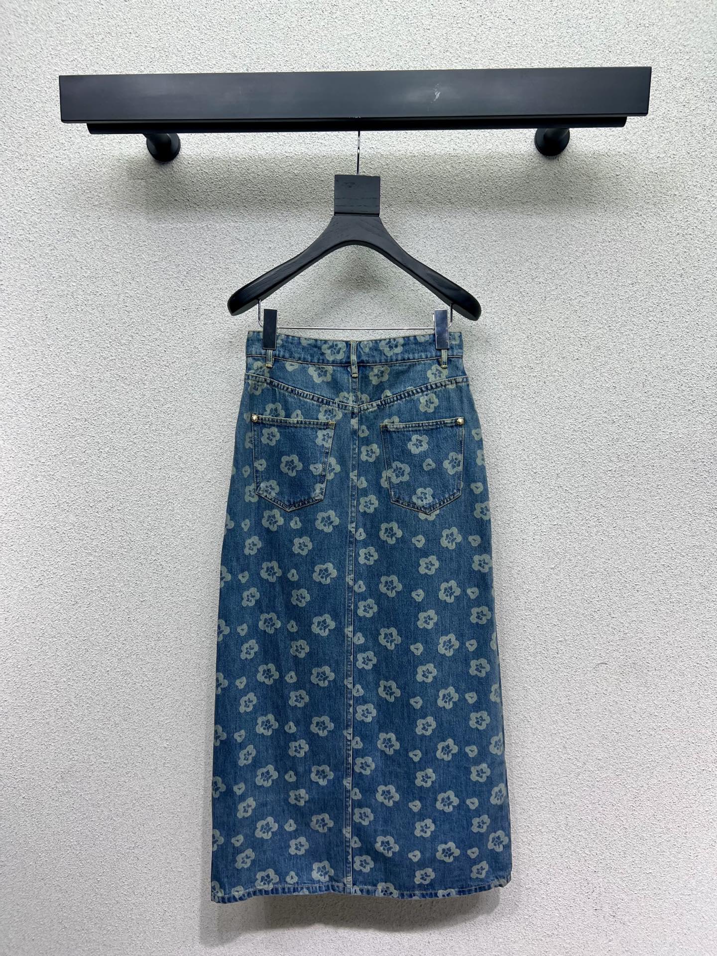 Chan 25fw printed skirts