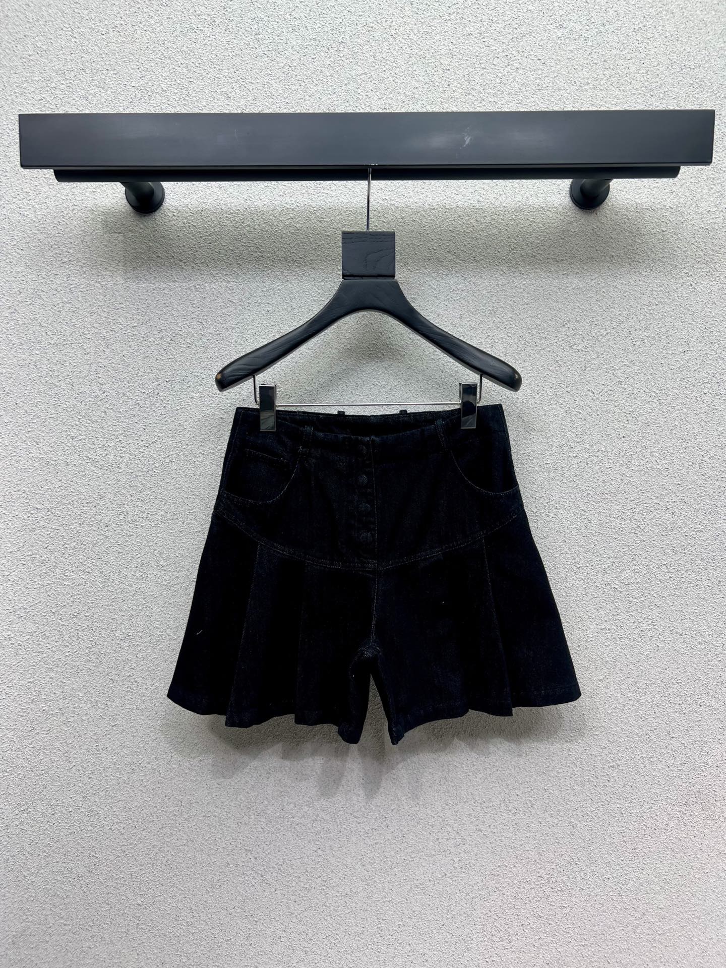 Fend 25fw pleated short