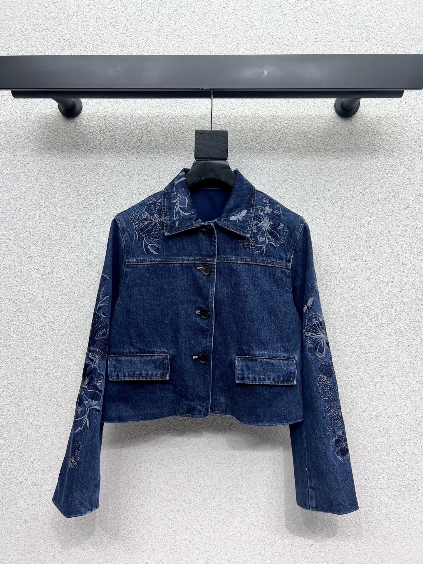 Guc 25fw embroidered jacket