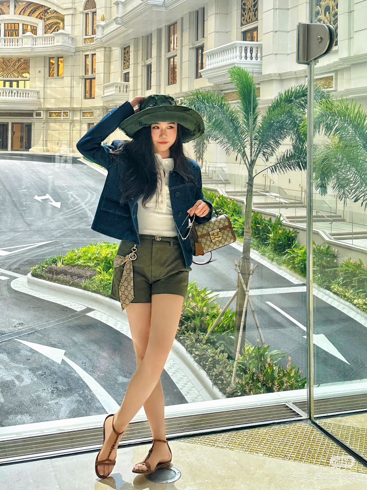 Guc 25fw embroidered jacket