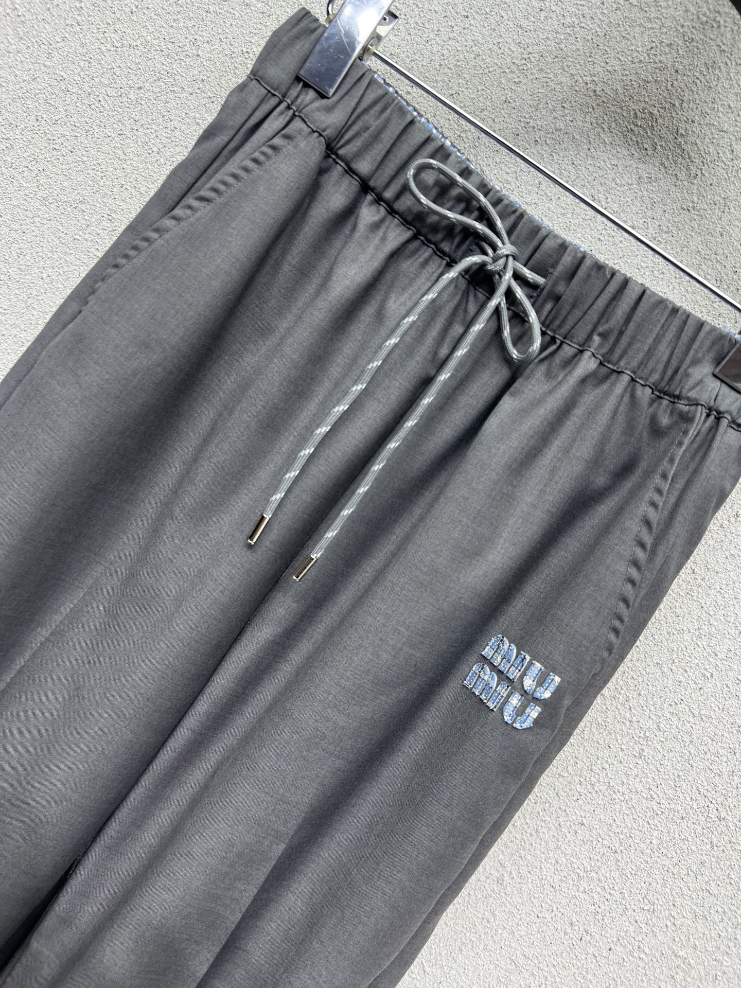 Miu 25fw casual pants