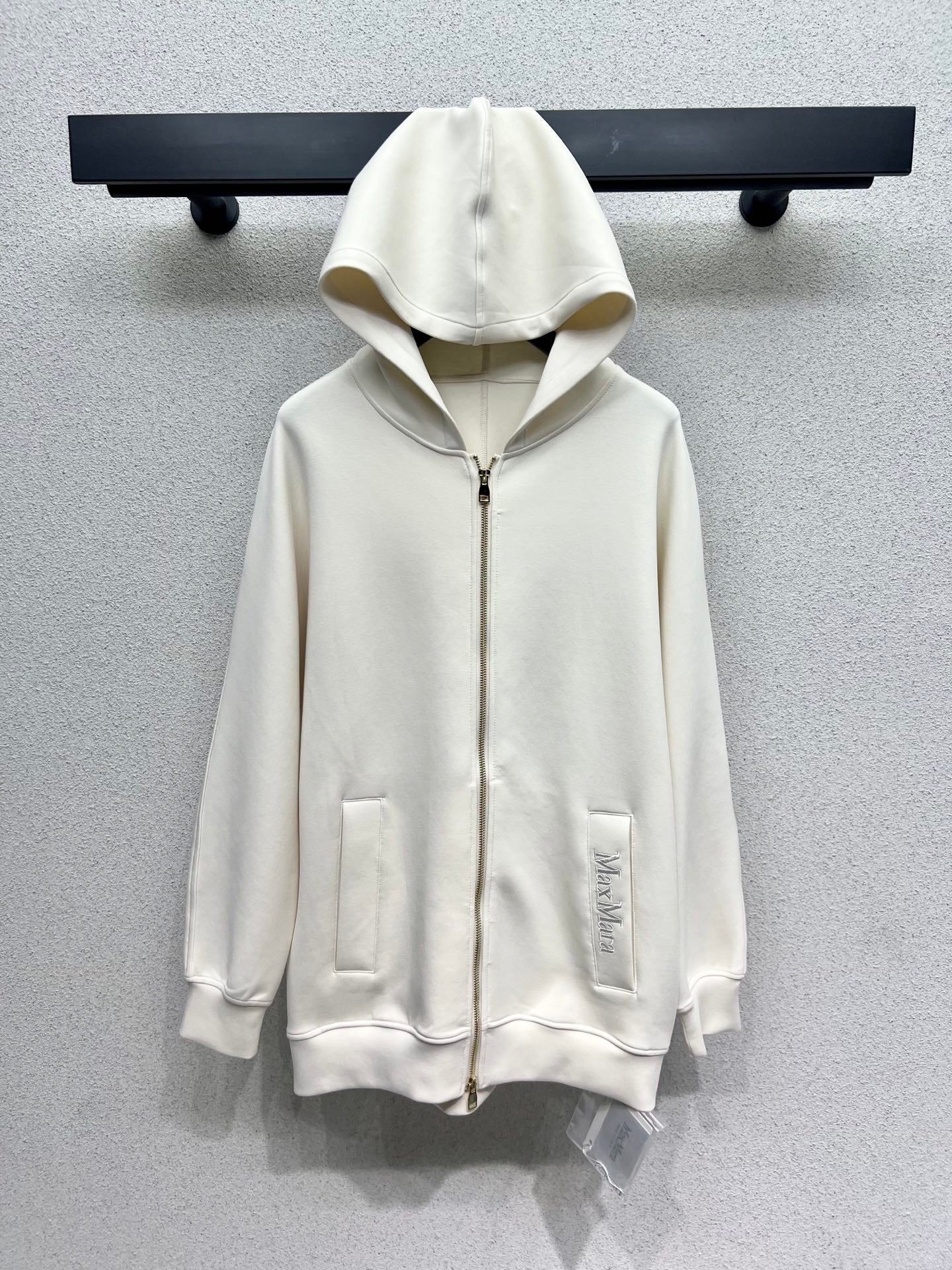 Mon 25fw embroider hoodie