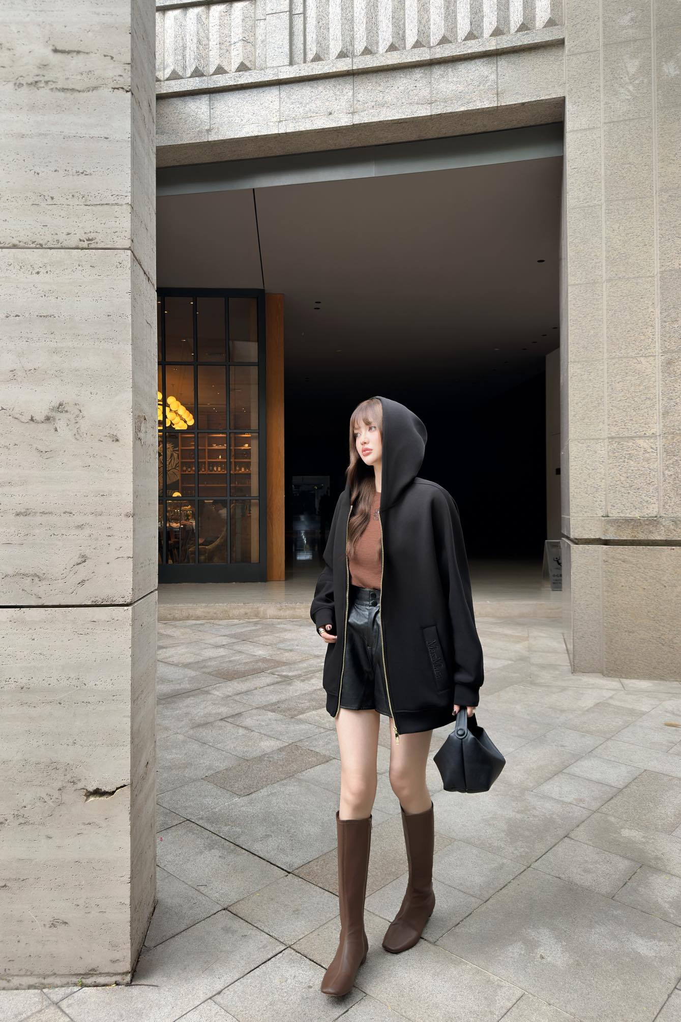 Mon 25fw embroider hoodie
