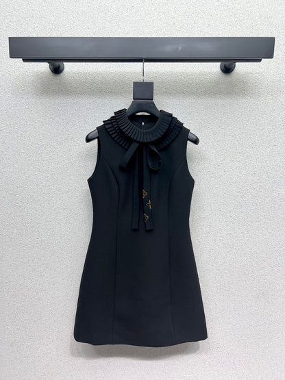 Louis 25fw pleated dress