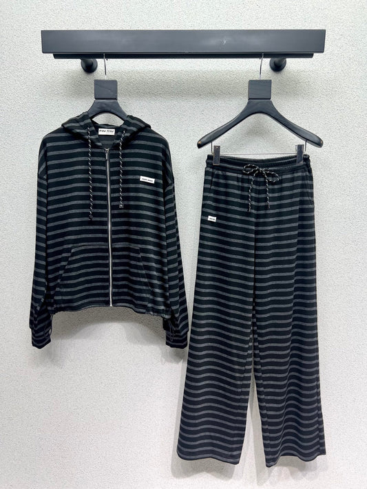 Miu 25fw suit