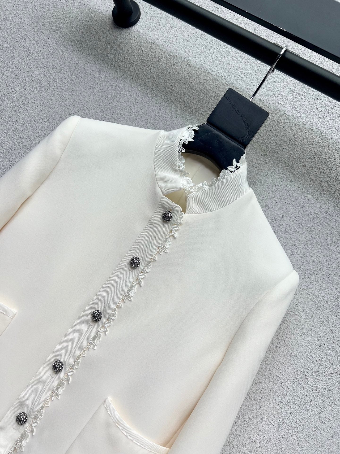 CD 25fw lace jacket