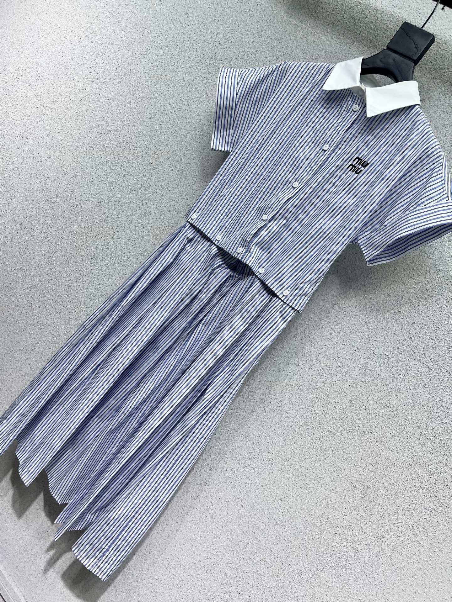 Miu 25fw plaid dress