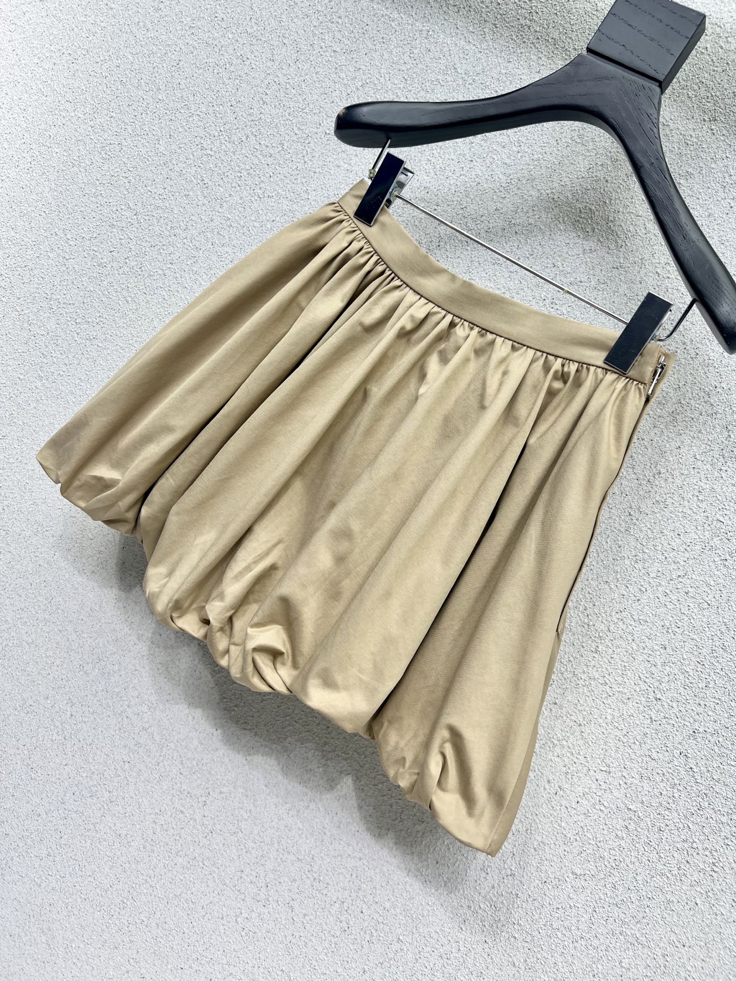 CD 25fw pleated short