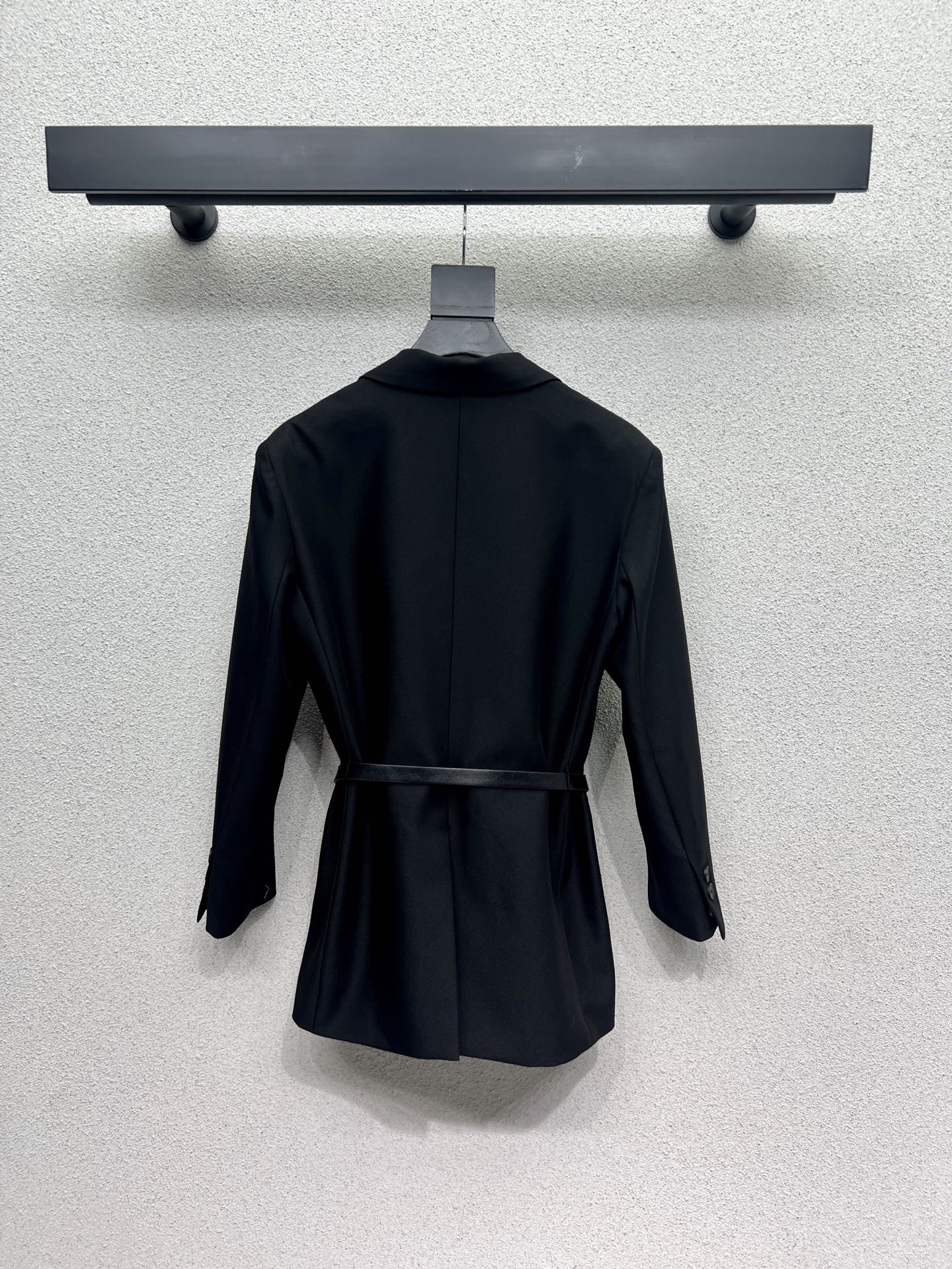 CD  25fw embroidery coat