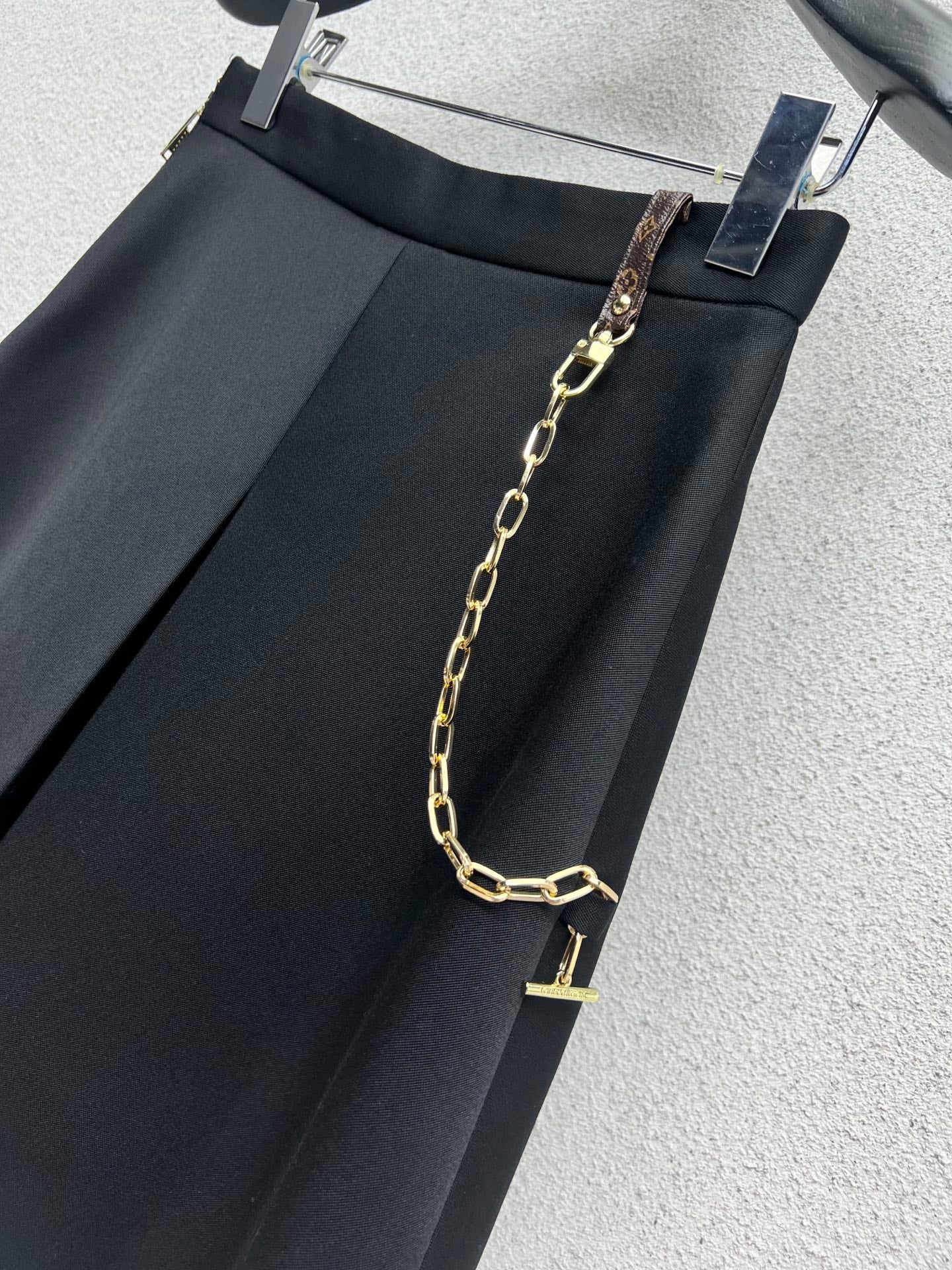Louis 25fw all-match skirts