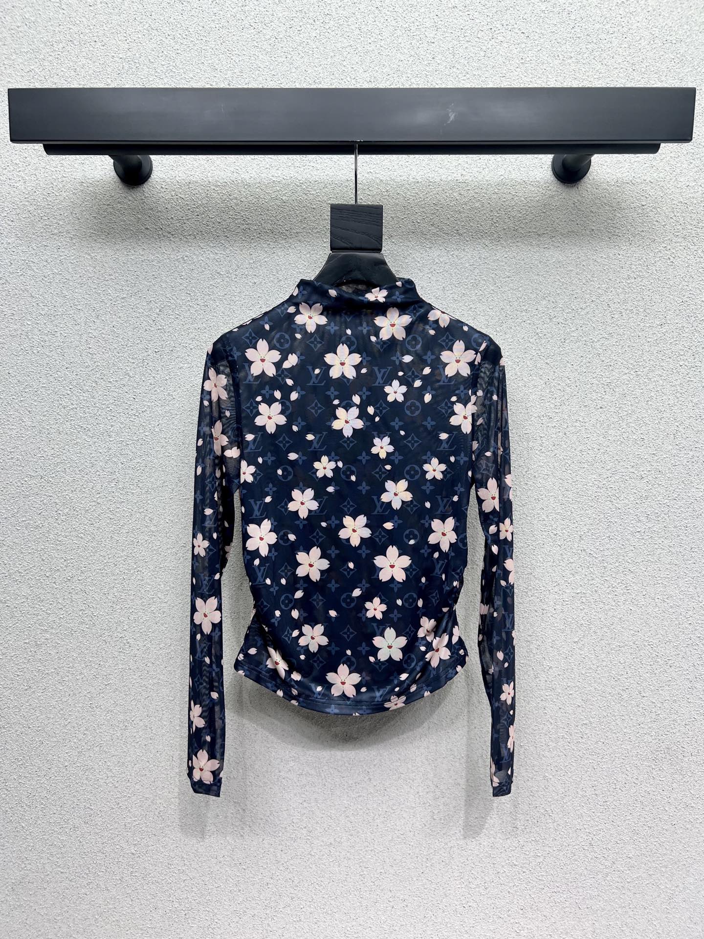 Louis  25fw mesh shirt