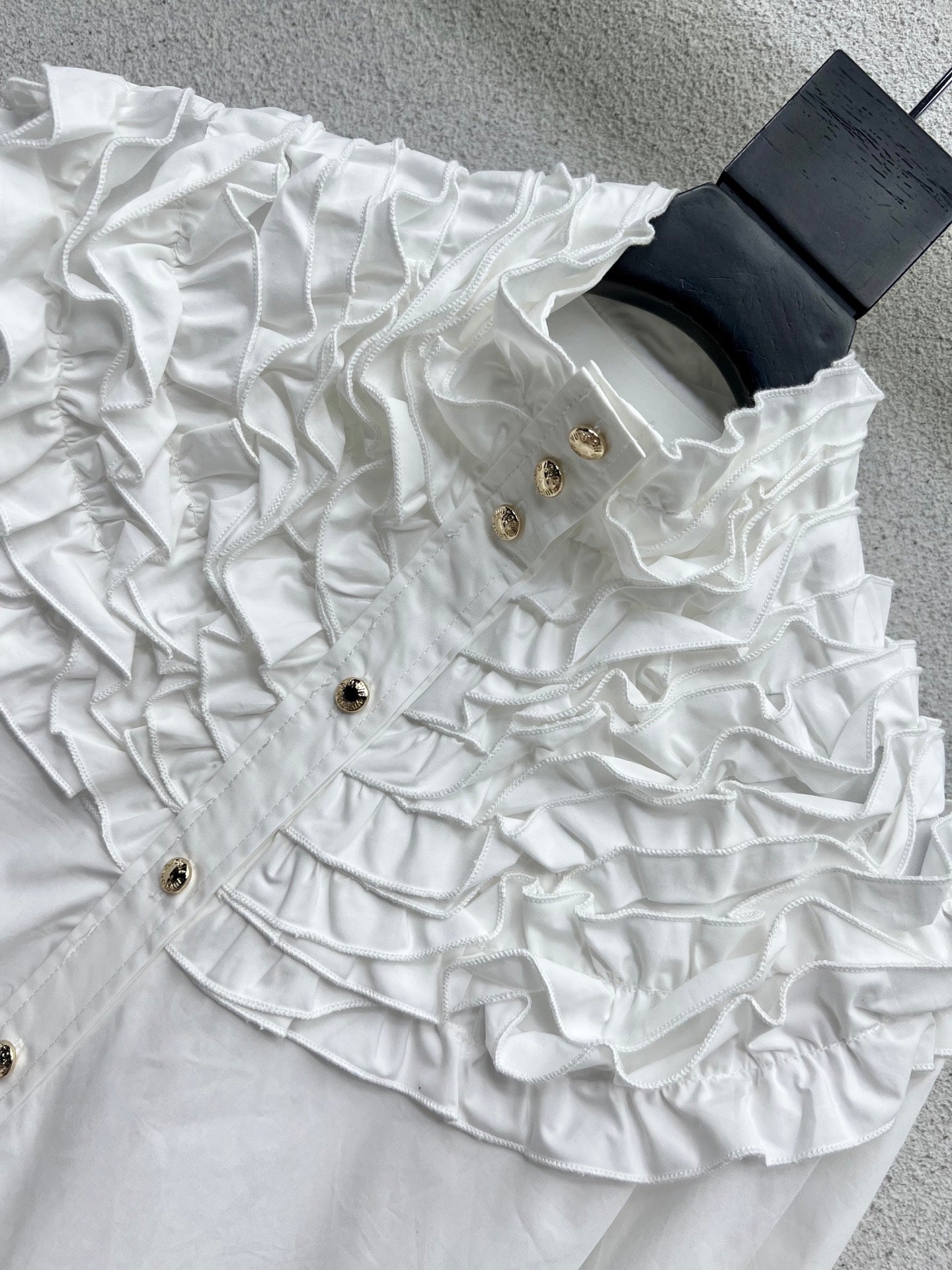 Louis 25fw ruffle shirt