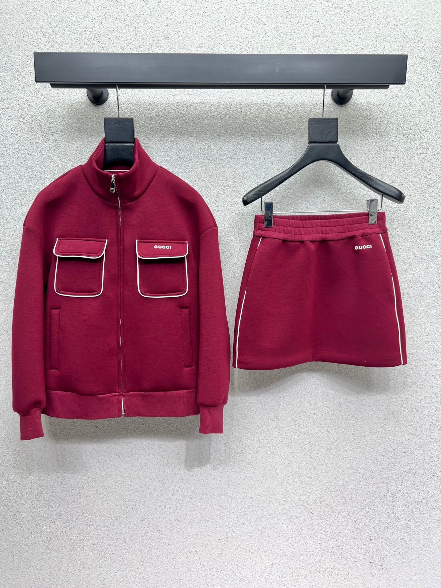 Guc 25fw comfort suit
