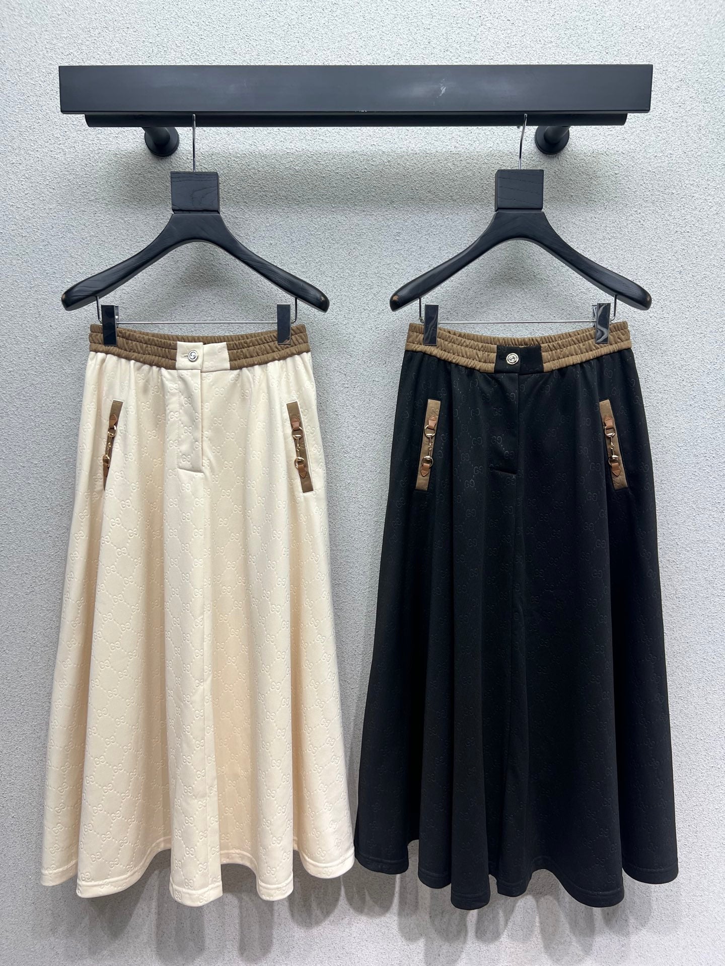 Guc 25fw all-match skirts
