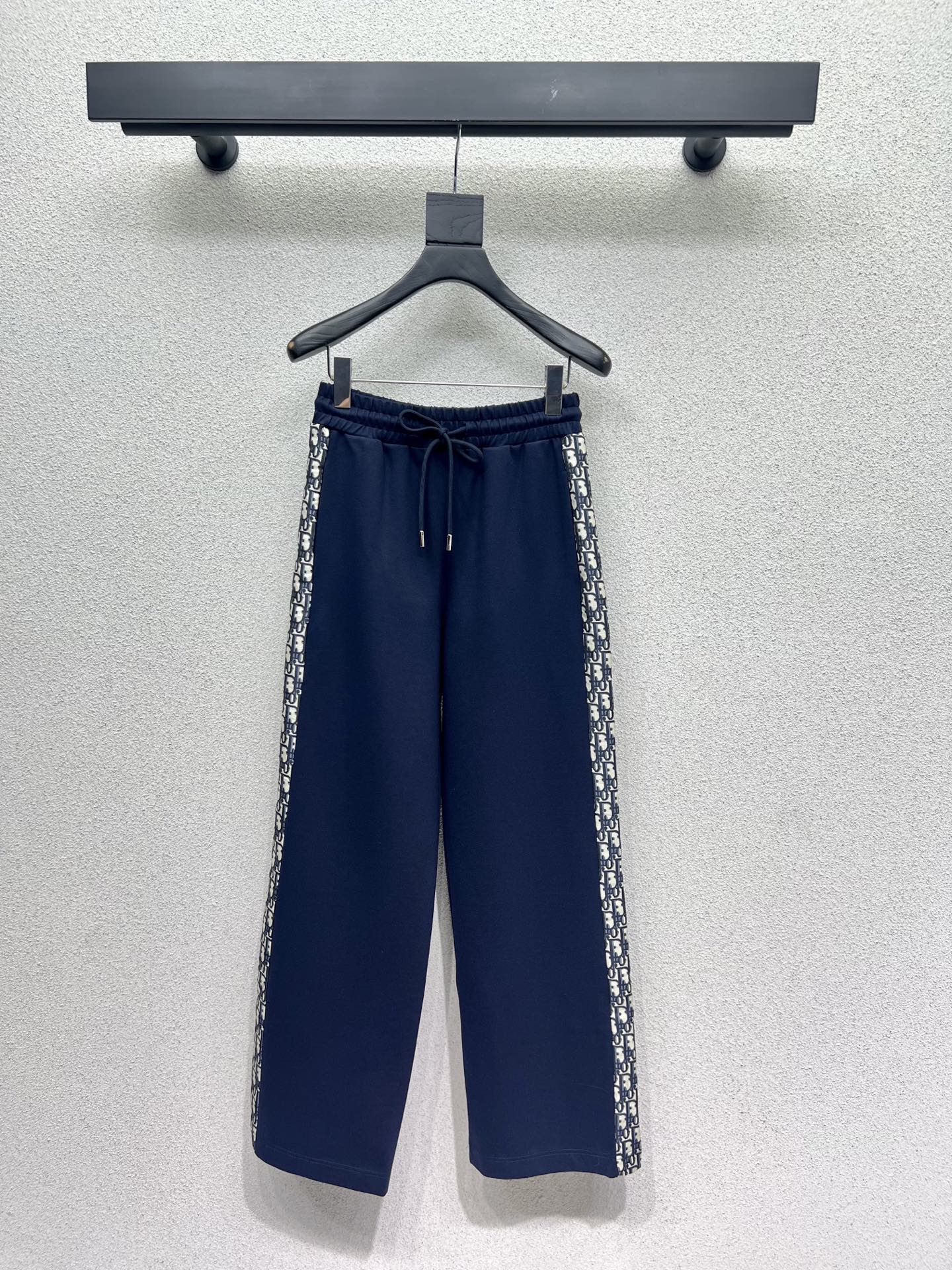 CD 25fw Jacquard suit