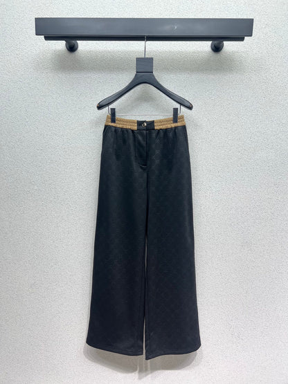 Guc 25fw all-match pants