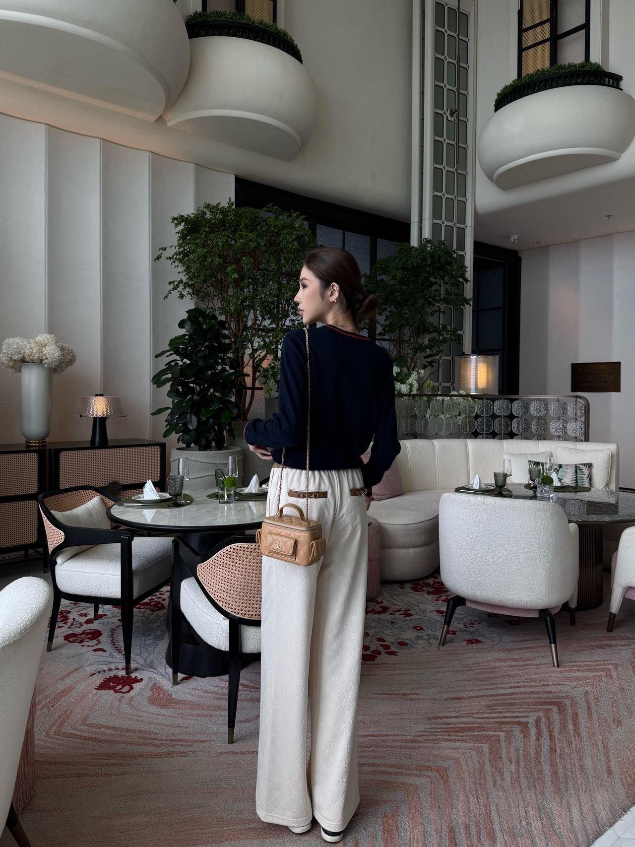 Guc 25fw all-match pants