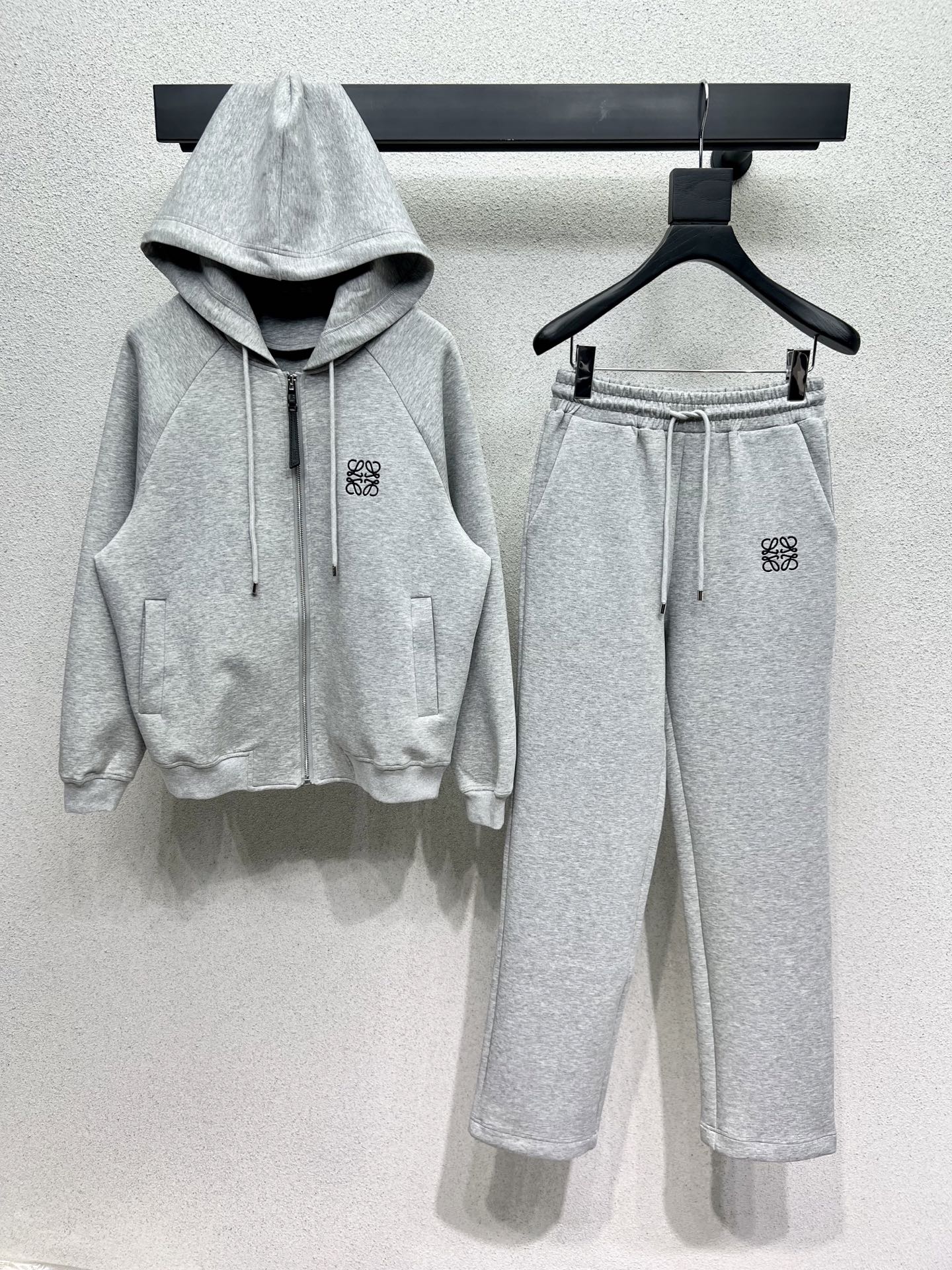 Loe 25fw jacquard suit