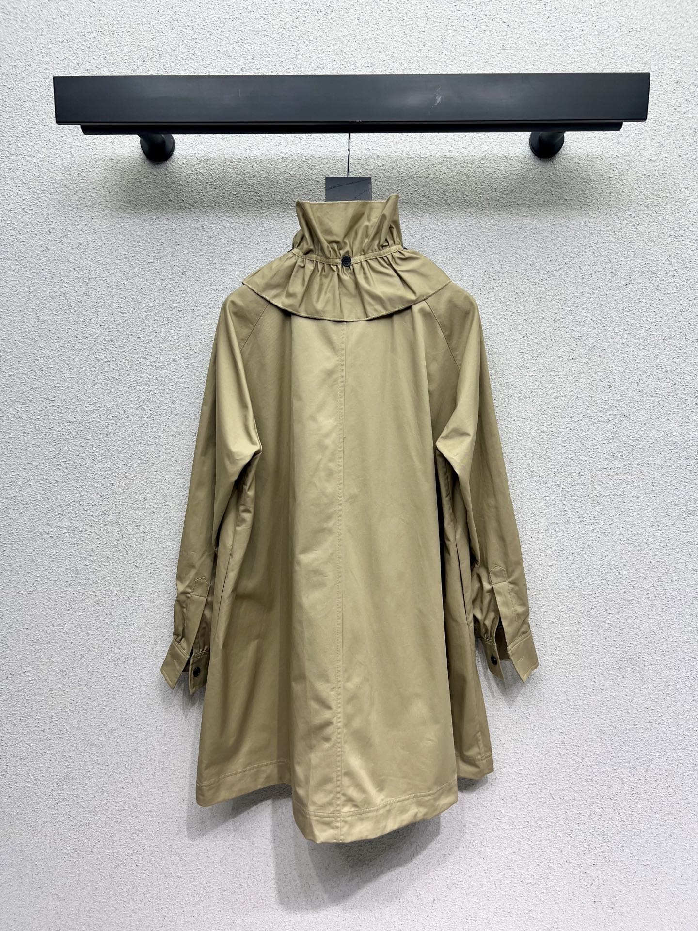 CD 25fw lotus leaf dress