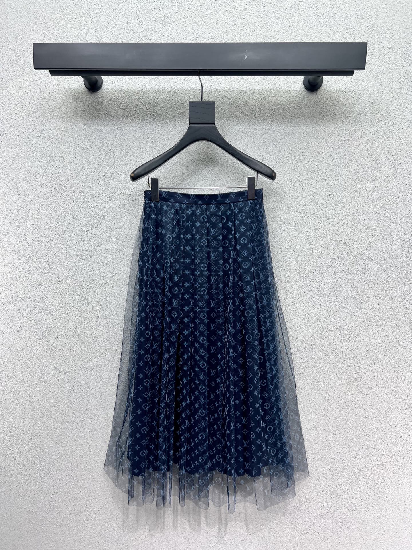 Louis 25fw lace skirts