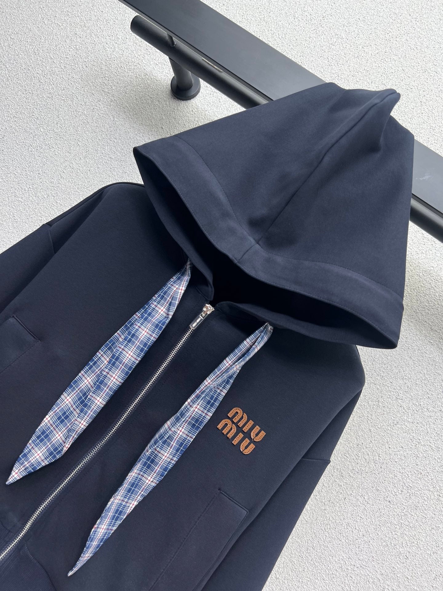 Miu 25fw scarf suit