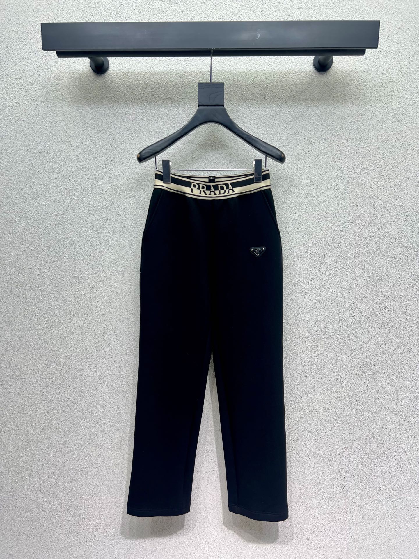 Pra 25fw Hooded suit