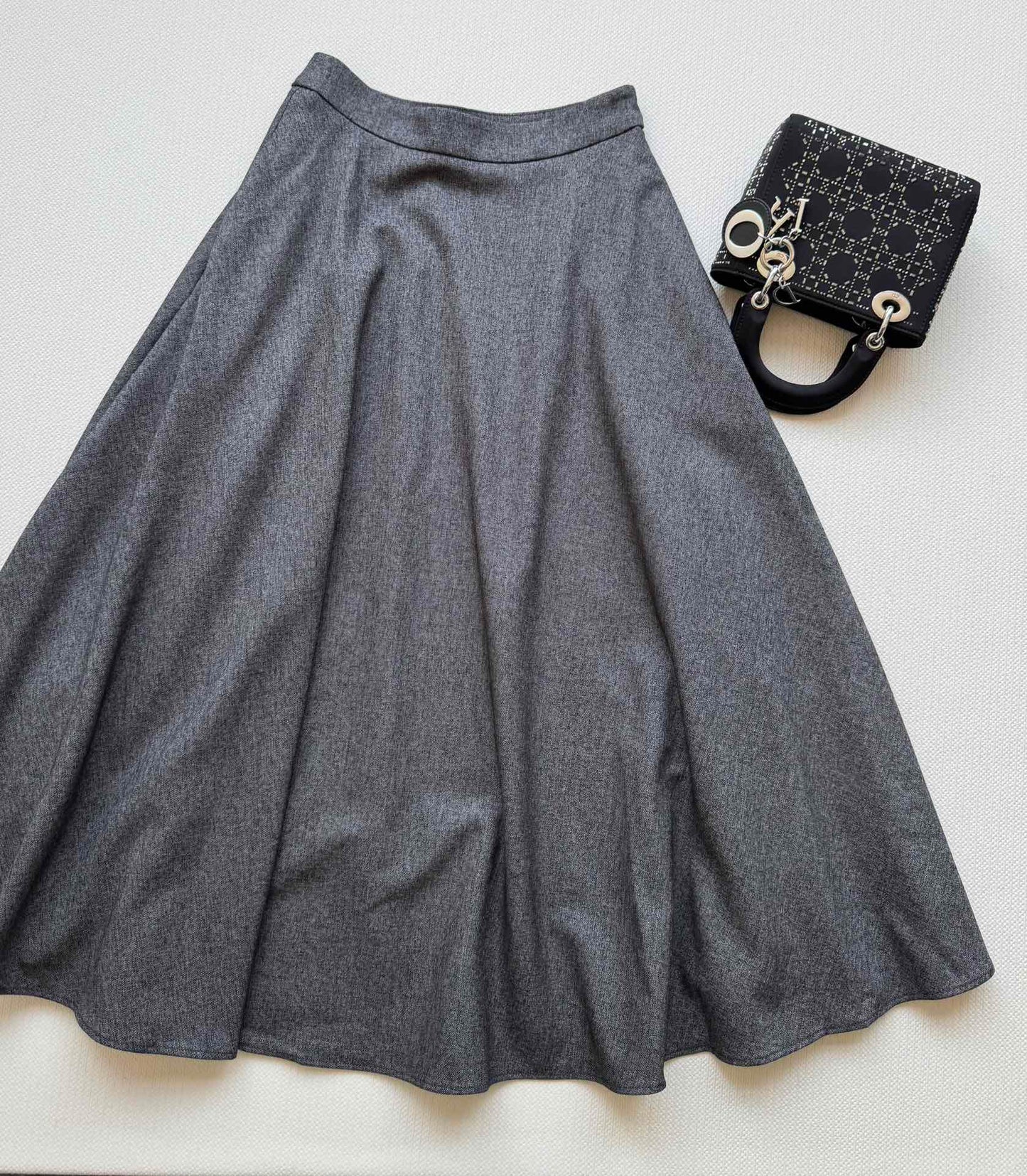 CD 25fw pleated skirt