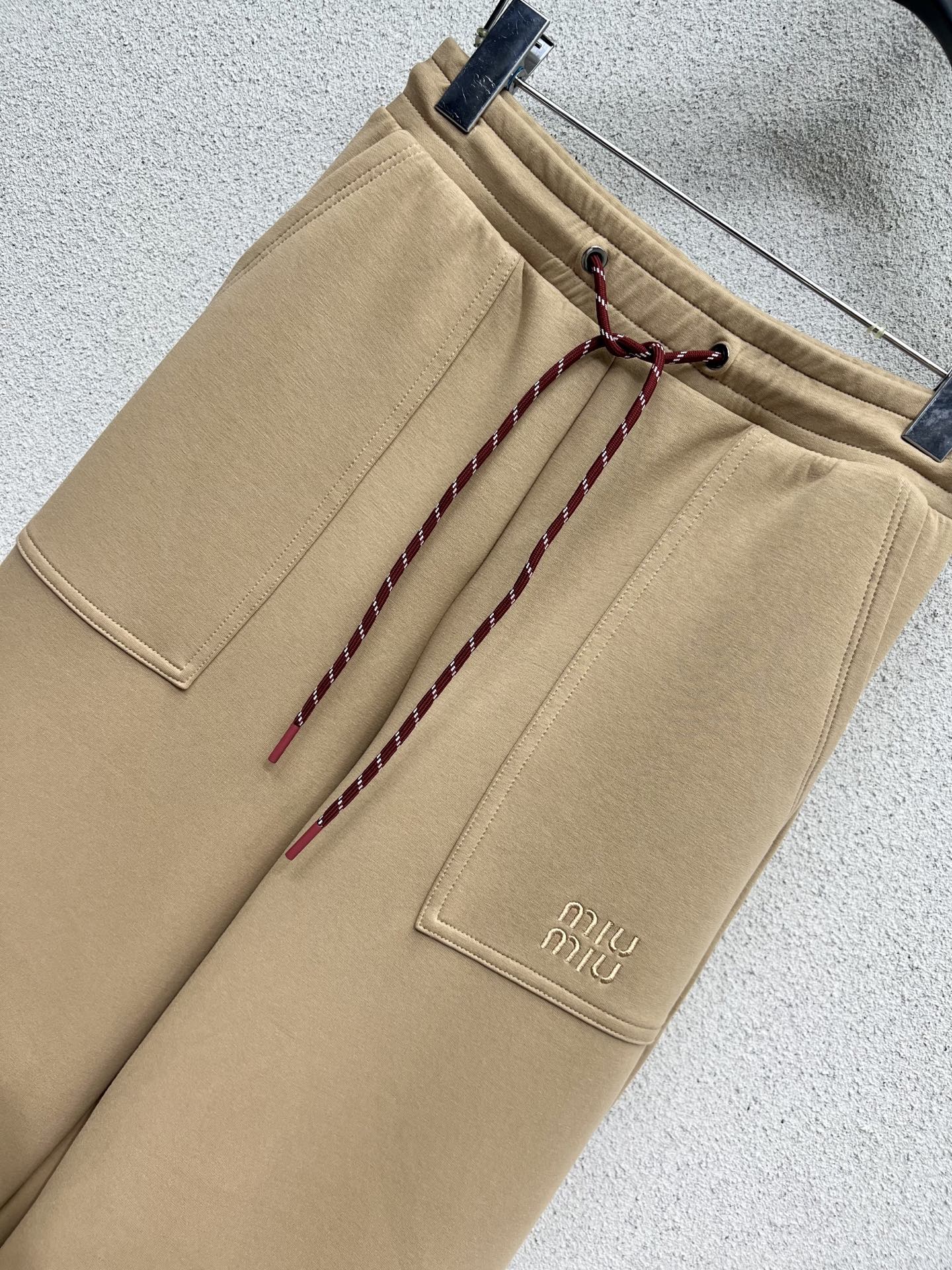Miu 25fw a-llmatch pants