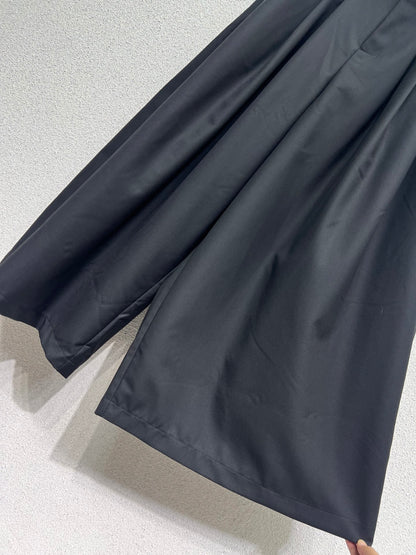 Cel 25fw pleated pants